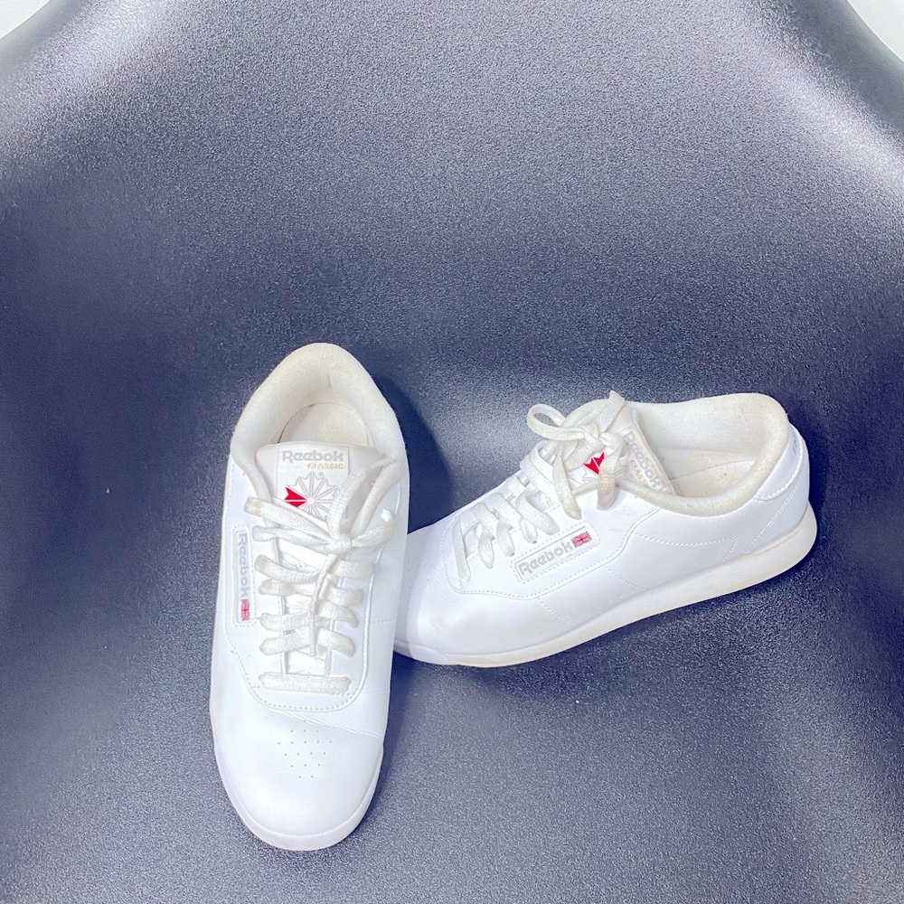 Womens reeboks